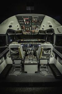Flight simulator motion chair